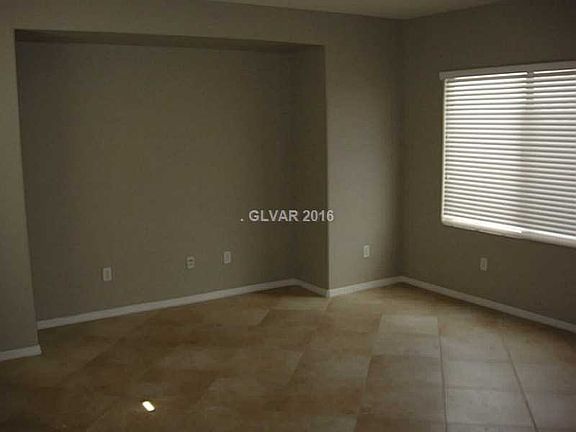 4th image of 4432 Penguin Ave