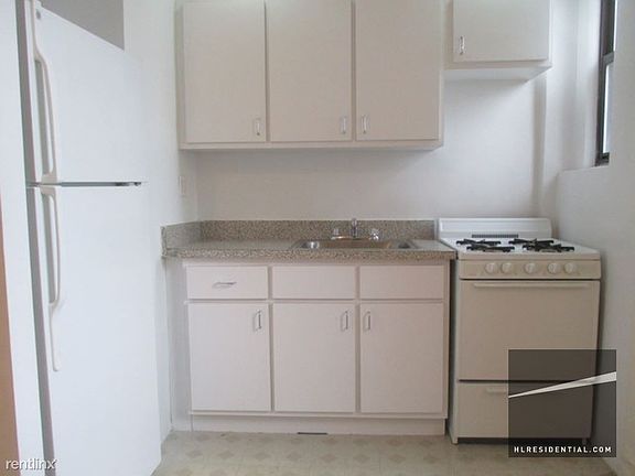 3rd image of 4334 49th St APT 6J