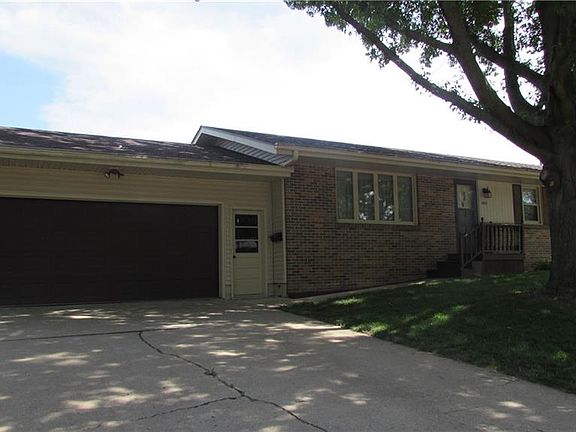 2nd image of 1601 Merna Dr