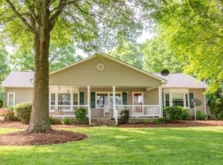 304 Carolina St, Dobson, NC 27017