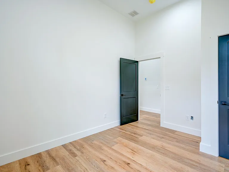 19 Hidden Glade Dr — Photo 35
