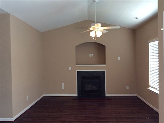 2nd image of 19514 Deer Valley Dr