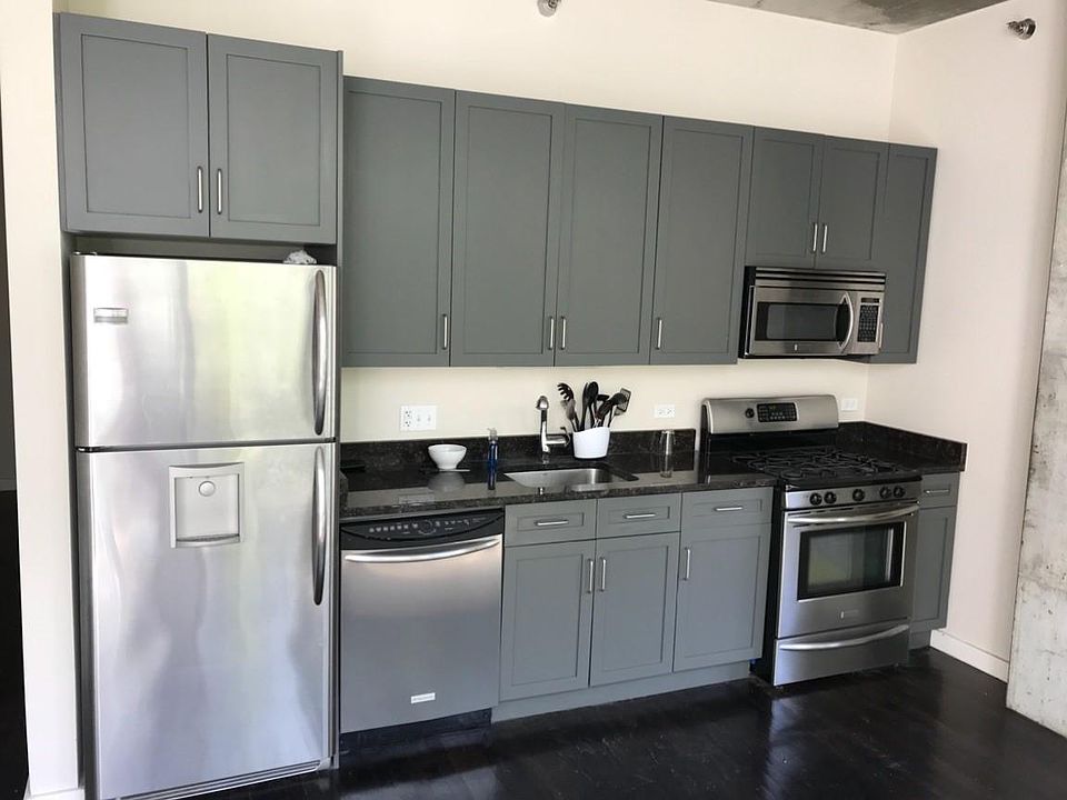 1st image of 1720 S Michigan Ave APT 209