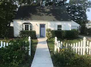 320 S Broome Ave, Lindenhurst, NY 11757