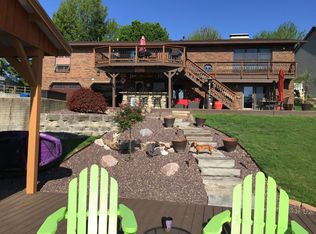 983 Holiday Point Pkwy, Edwardsville, IL