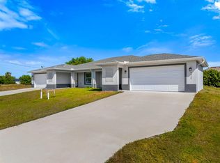 4412 28th St SW, Lehigh Acres, FL 33973