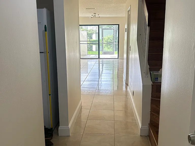 9884 NW 15th St — Photo 5