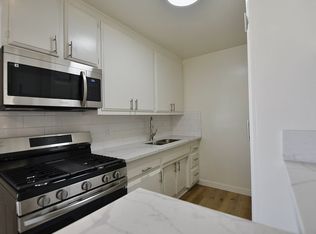 19425 Haynes St #17246020, Reseda, CA 91335