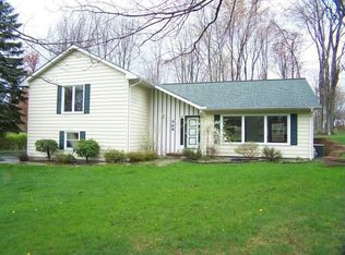 369 Cole Dr, Meadville, PA