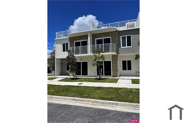 Building Photo - 25811 SW 144th Ct