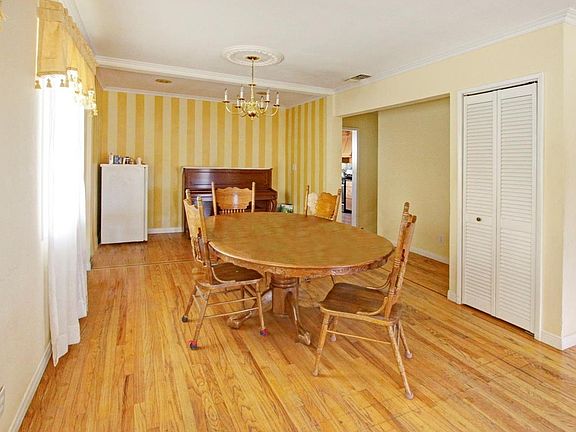 5th image of 3331 Paraiso Way