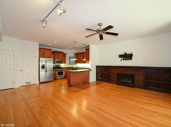 5th image of 4733 N Malden St #1S