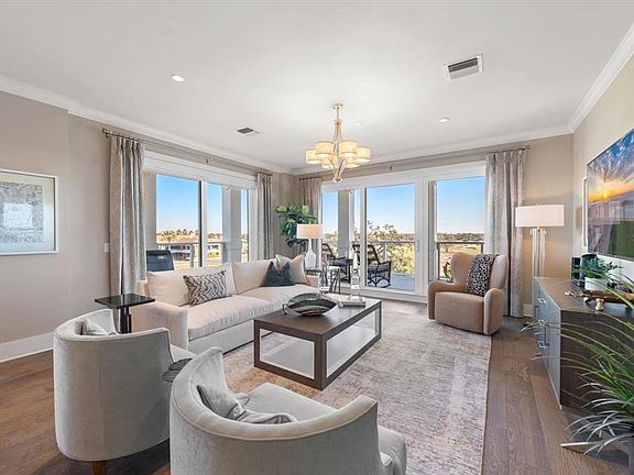 3rd image of 85 BELLEVIEW BOULEVARD #405