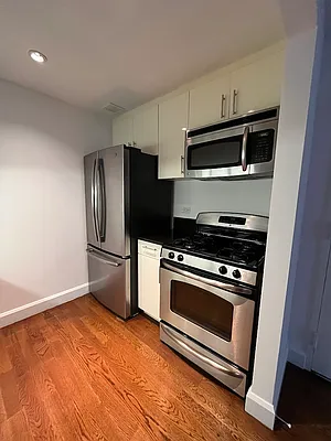 Rented by The Dermot Realty Management Company | media 7