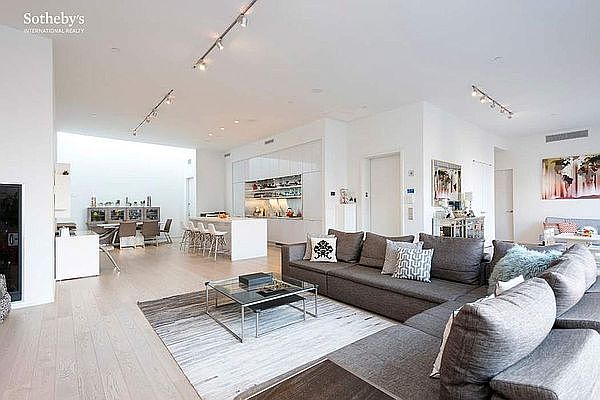 1st image of 192 Water St #Penthouse 5