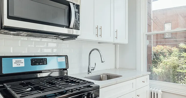 Rented by Oxford Property Group | media 13