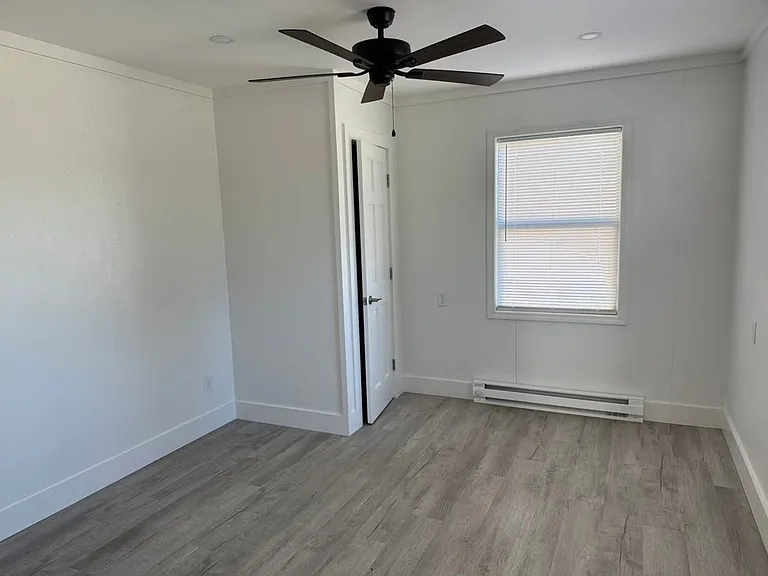 185 Moss Ln — Photo 8