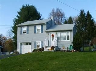 70 Beavers St, High Bridge, NJ 08829