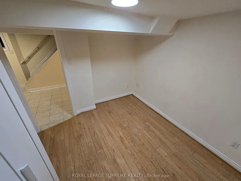 20 Edna Ave #BASEMENT — Photo 18
