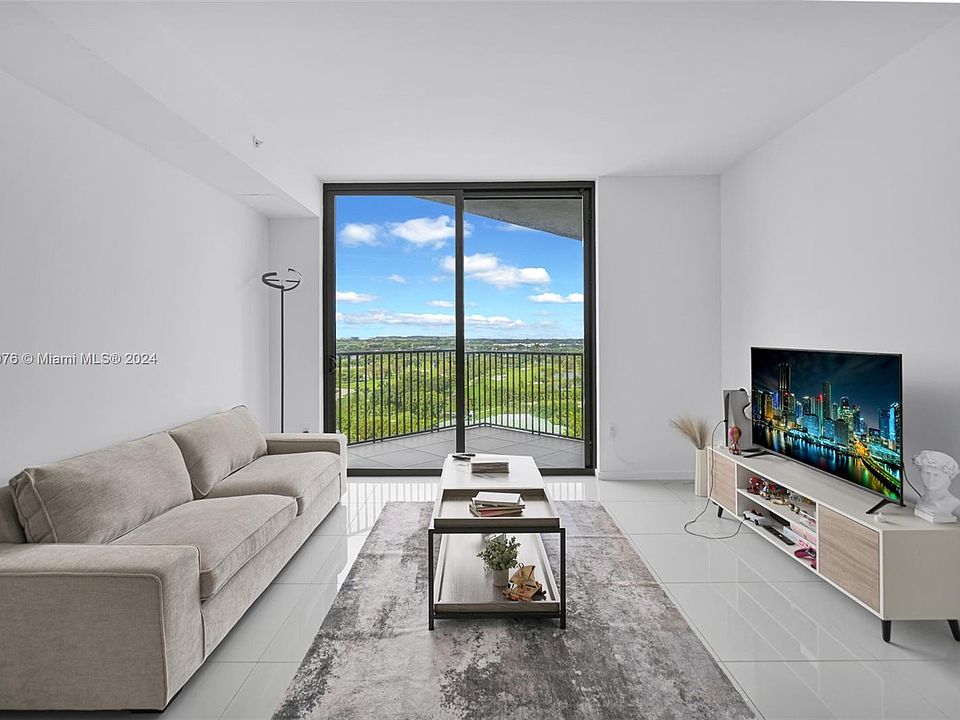 1st image of 5300 Paseo Dr #1410