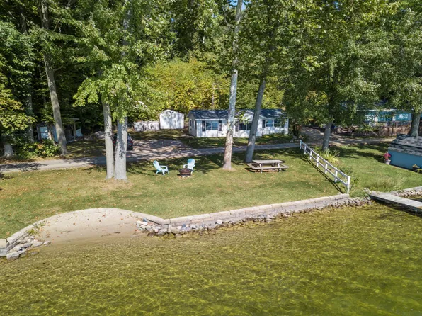 2529 Miner Lake Dr, Allegan, MI 49010