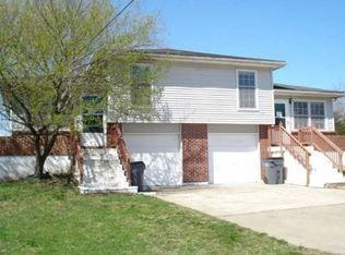 221 N Clinton St, Olathe, KS 66061