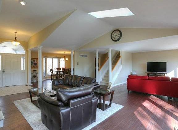 2nd image of 1500 Windwood Hills Dr