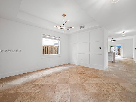 3rd image of 2922 Virginia St #2922