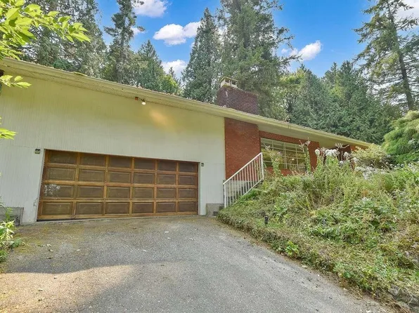 13428 Crescent Rd, Surrey, BC V4P 1K8