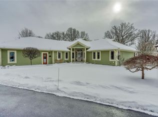 1 Wilson St, Le Roy, NY