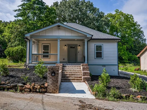 5445 Eva Mamie Ln, Stone Mountain, GA 30083