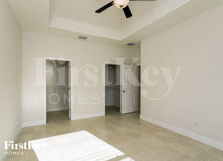 2120 NW 16th Pl — Photo 9