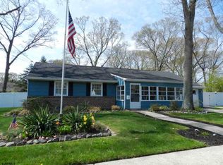 225 Mill Rd, Absecon, NJ 08201