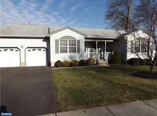 49 Vincent Dr, Burlington, NJ 08016