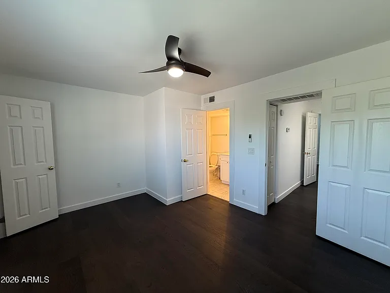 812 W 14th St — Photo 24