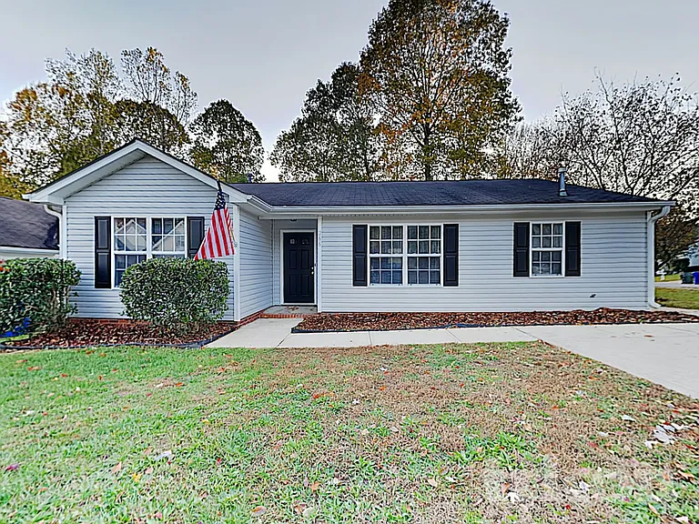 266 Sweet Martha Dr — Photo 3