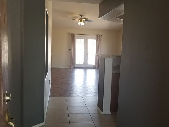5th image of 530 S 114th Ave
