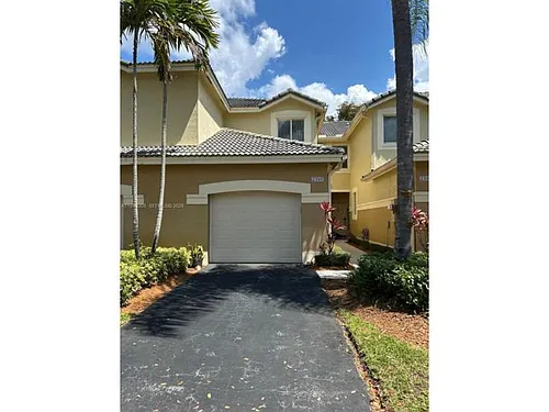 2398 Pasadena Way Photo 1