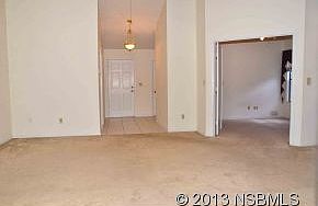 5th image of 812 Island Point Dr