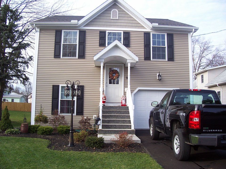 1st image of 9 Lincoln Ave