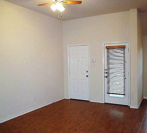 5th image of 3913 Carmel Mountain Dr