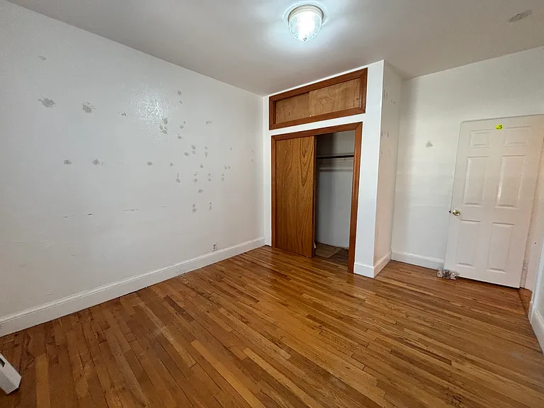 1080-1082 N Shore Rd #2 — Photo 15