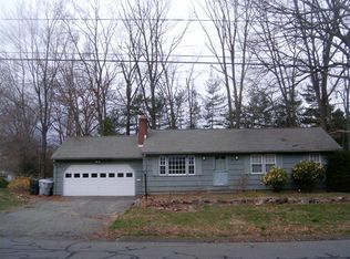 108 Hepworth St, Bristol, CT 06010