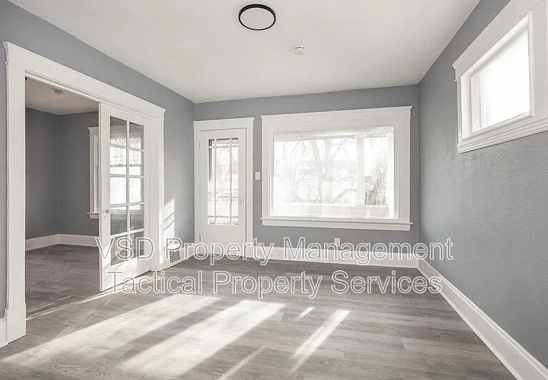 11429 Lardet Ave #DOWN — Photo 10