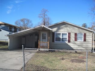 3 Kroencke Ln, Hannibal, MO 63401