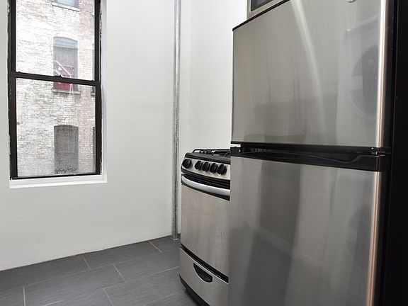 2nd image of 570 W 172nd St APT 3A