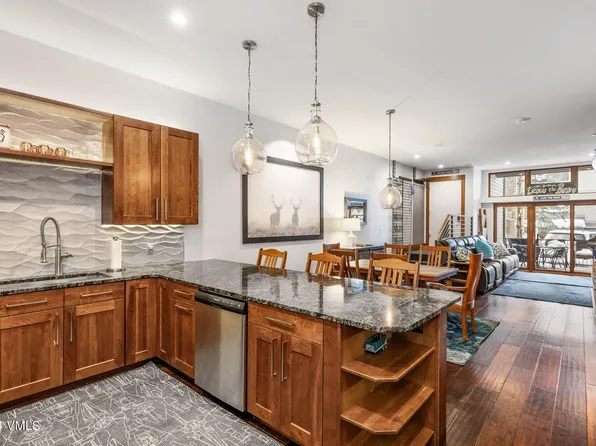 177 Lake St #7, Avon, CO 81620