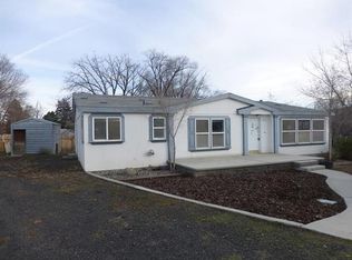 801 Cleo Ln, Benton City, WA 99320