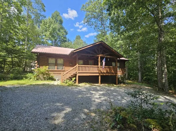 376 E Cove Rd, Monterey, TN 38574