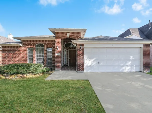 10002 Forest Spring Ln, Pearland, TX 77584